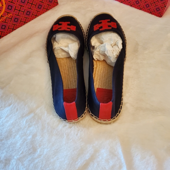 TORY BURCH NEW! Fabulous TORY BURCH Weston Flat Espadrille - Picture 5 of 7
